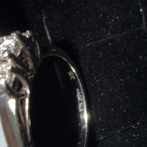 .50 cttw 14k White Gold Women's Ring - Picture 3 of 6
